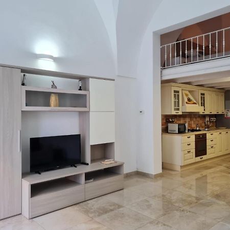 Flat 24 Maggio Apartment Lecce Bagian luar foto