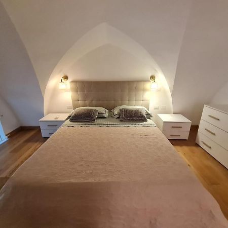 Flat 24 Maggio Apartment Lecce Bagian luar foto