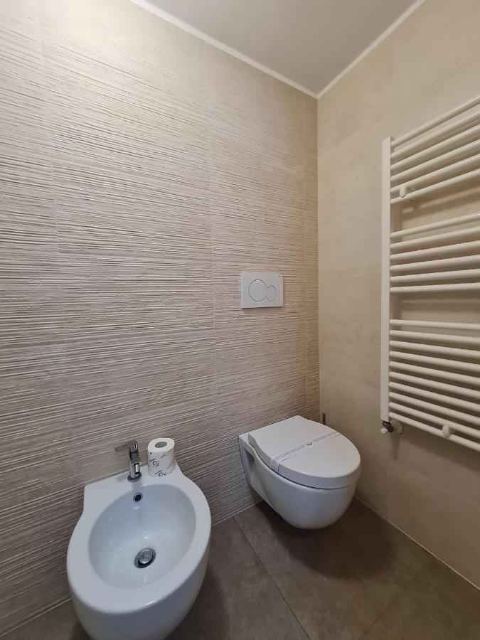 Flat 24 Maggio Apartment Lecce Bagian luar foto