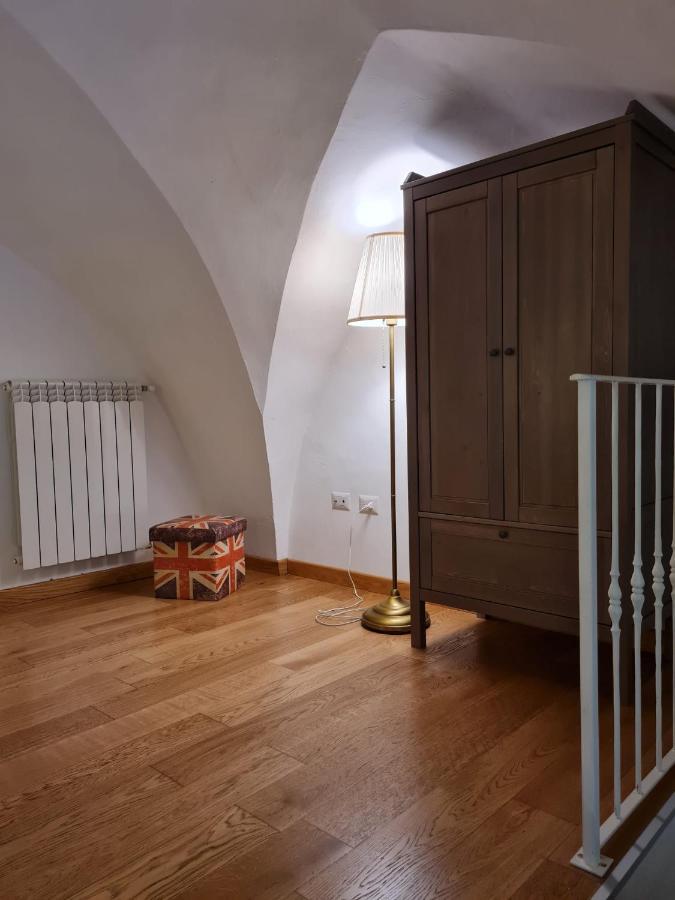 Flat 24 Maggio Apartment Lecce Bagian luar foto