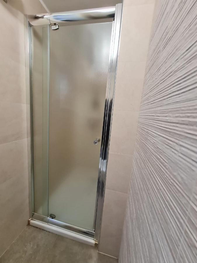 Flat 24 Maggio Apartment Lecce Bagian luar foto